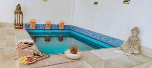 Bazén v ubytování Villa Yandre Garden House - Ayamonte nebo v jeho okolí