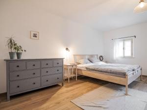 Postel nebo postele na pokoji v ubytování Apartment Zvonková by Interhome