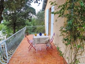 Μπαλκόνι ή βεράντα στο Holiday Home Le Vent d'Est by Interhome