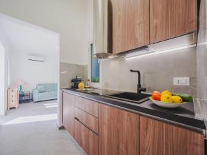 Köök või kööginurk majutusasutuses Apartment Zefiro by Interhome