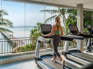 Fitness centrum a/nebo fitness zařízení v ubytování InterContinental Koh Samui Resort, an IHG Hotel
