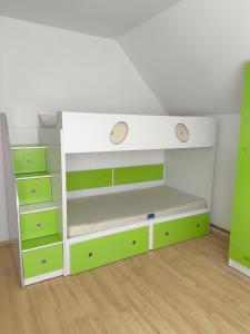 Postel nebo postele na pokoji v ubytování Ola's House