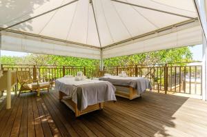 Balkón nebo terasa v ubytování Zimbali condo family room 9