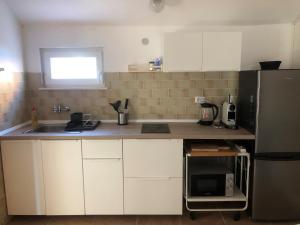 Foto dalla galleria di Apartman Iva a Stara Novalja