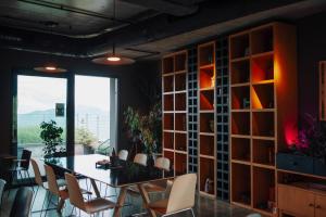 四方酒店的休息区