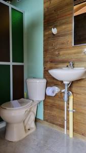 Baðherbergi á PANCHIGUA HOSTEL