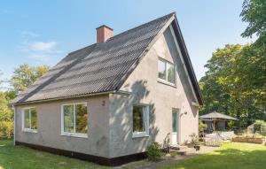 Das Gebäude in dem sich das Ferienhaus befindet