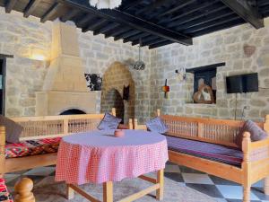 TV a/nebo společenská místnost v ubytování Zad Elmosafer Villa - Tunis Village