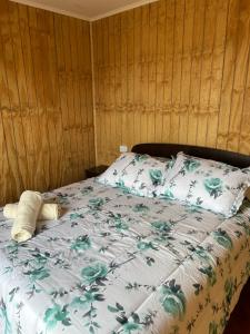 Postel nebo postele na pokoji v ubytování Acogedora cabaña amoblada