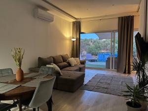 Et opholdsområde på Quinta da Alfarrobeira Peaceful Countryside Stay