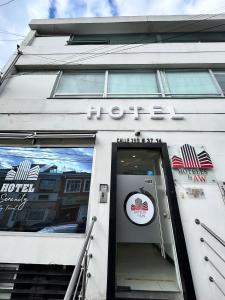 Certifikát, hodnocení, plakát nebo jiný dokument vystavený v ubytování Aw Hotel Serenity Ferial