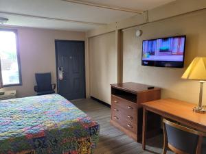Postel nebo postele na pokoji v ubytování Stay Express Inn Athens