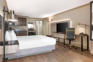Postel nebo postele na pokoji v ubytování Best Western Plus Edmundston