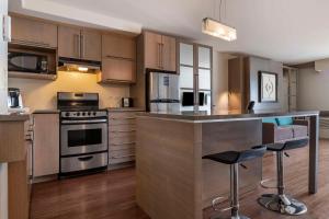Kuchyň nebo kuchyňský kout v ubytování Best Western Plus Edmundston