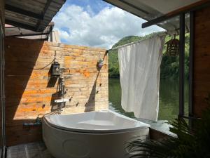 Fotografie z fotogalerie ubytování The Good View Erawan Resort v destinaci Tha Kradan