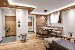 Część wypoczynkowa w obiekcie Apartment NH96 inklusive kostenfreiem Eintritt in die Alpentherme