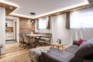 Kuchnia lub aneks kuchenny w obiekcie Apartment NH96 inklusive kostenfreiem Eintritt in die Alpentherme