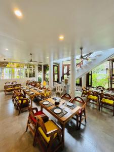 Restaurace v ubytování Sunz en Coron Resort