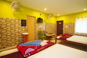 Resort Neel Nirjan !! Best Family Couple friendly family Resort!!客房内的一张或多张床位