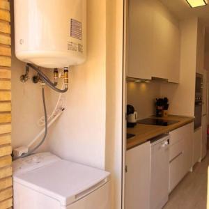 Η κουζίνα ή μικρή κουζίνα στο Casa Espejo by SunshineClub +12 φωτογραφίες