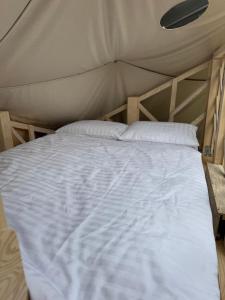 Czadowy Glamping客房内的一张或多张床位