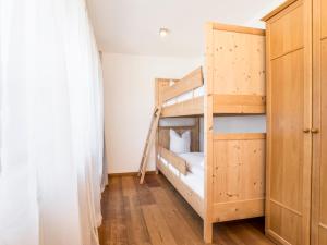 Postel nebo postele na pokoji v ubytování Suite Spielberg