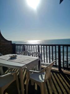 Γενική θέα στη θάλασσα ή θέα στη θάλασσα από  αυτό το διαμέρισμα