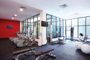 Fitness centrum a/nebo fitness zařízení v ubytování Hilton Garden Inn Puchong