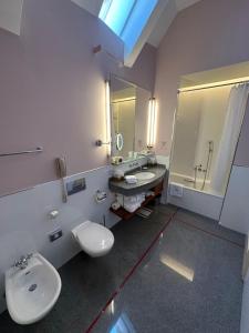 Koupelna v ubytování Aria Hotel Prague