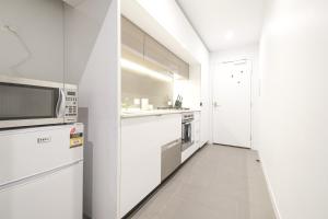 Foto Melbourne'is asuva majutusasutuse Perfect 2br1ba Apt In Melbourne Cbdbalcony galeriist
