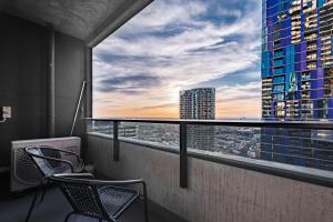 Foto Melbourne'is asuva majutusasutuse Perfect 2br1ba Apt In Melbourne Cbdbalcony galeriist