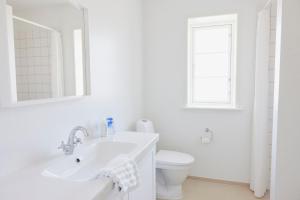 Koupelna v ubytování Hjorths Badehotel + 37 fotografií