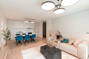 Istumisnurk majutusasutuses Henry's Appt with a private Suite 412 - Shared kitchen