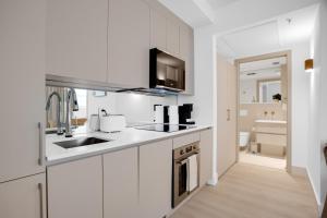 Η κουζίνα ή μικρή κουζίνα στο Vonder Miami Beach - Unit 19