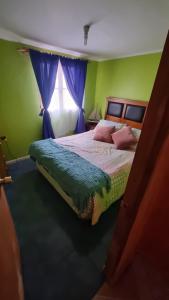 Postel nebo postele na pokoji v ubytování Cabaña amoblada Caldera 3 dormitorios