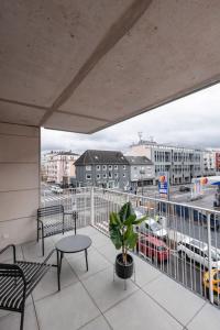 Balkon ili terasa u objektu Henry's Appt with a private Suite 413 - Shared kitchen