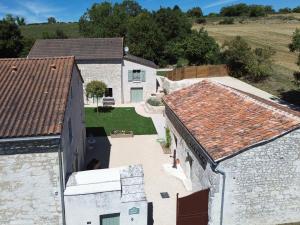 Tòa nhà nơi nhà nghỉ dưỡng tọa lạc