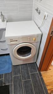 Fotografie z fotogalerie ubytování Apartmani Gusani v destinaci Radanovići