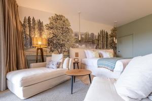 Gallery image of L'Orée du Bois - Hôtel & Spa in Montagudet