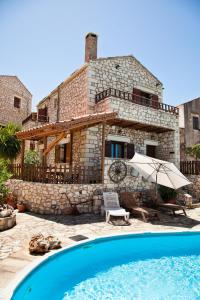 The swimming pool at or close to Tsivaras Villas
