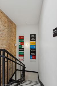 Fotografie z fotogalerie ubytování Logan Square SRO Hotel v destinaci Chicago