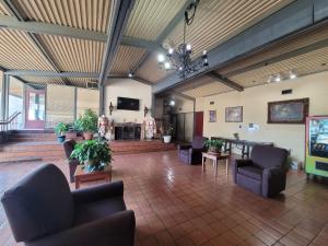 Posezení v ubytování Stay Express Inn Athens