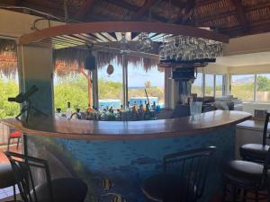 Bazén v ubytování Cabo Pulmo Beach Resort nebo v jeho okolí