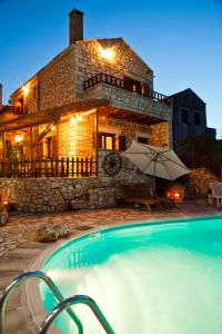 The swimming pool at or close to Tsivaras Villas