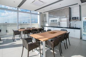 Cucina o angolo cottura di Stylish 2BR Apt in Top Location