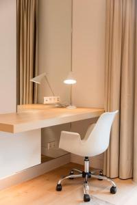 صورة لـ Henry's Appt with a private Suite 414 - Shared kitchen في لوكسمبورغ
