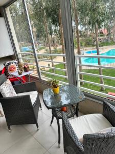 Acogedor Dpto Algarrobo Norte Home Office Wifi Piscinas Hidromasaje内部或周边的泳池