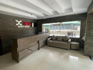 Gallery image of XTen Guest House near Harbour Bay Batam in Tanjunguma +8 photos