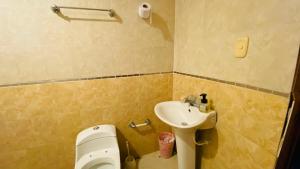 Koupelna v ubytování La Magdalena Hostel
