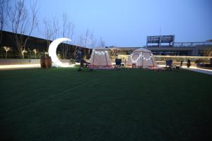 Fotografie z fotogalerie ubytování Qianzitong First Seeing Hotel v destinaci Changping